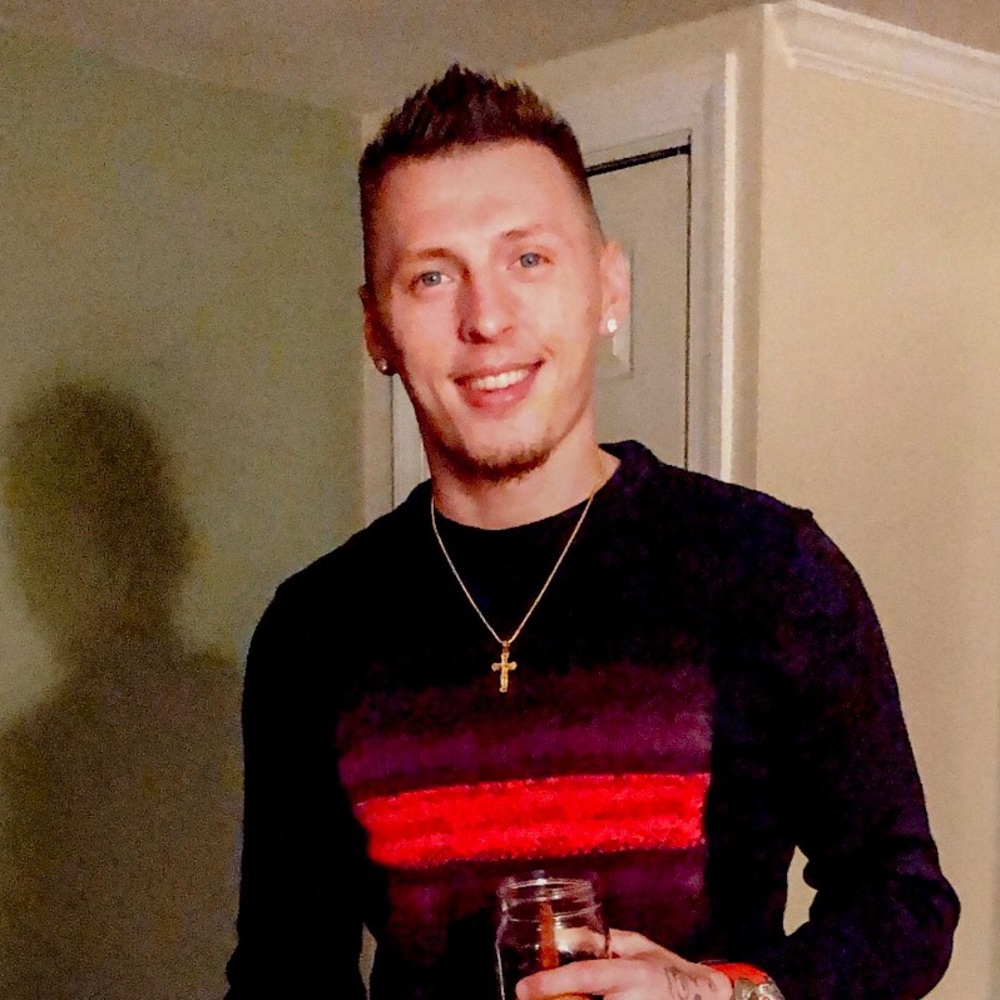 Meet your Posher, Cj